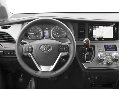 2016 Toyota Sienna XLE