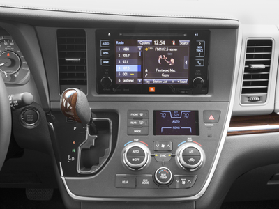 2016 Toyota Sienna XLE