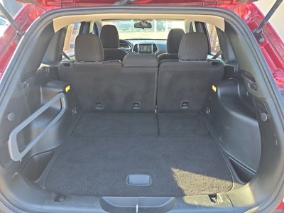 2017 Jeep Cherokee Sport