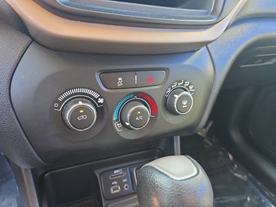 2017 Jeep Cherokee Sport