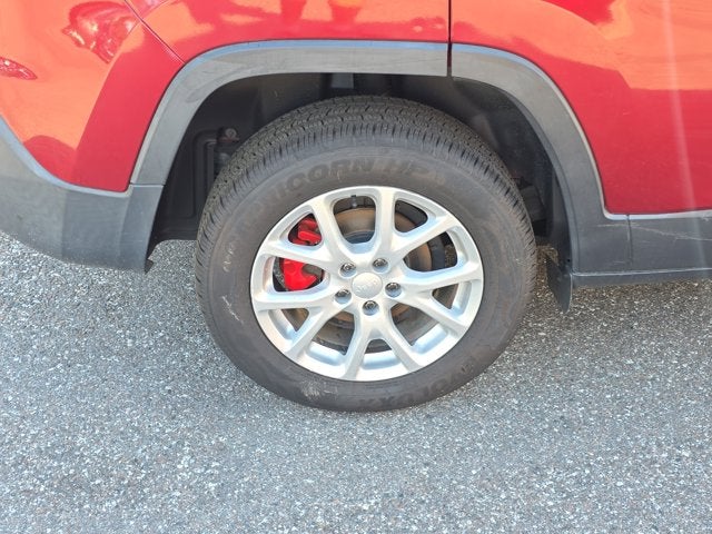 2017 Jeep Cherokee Sport