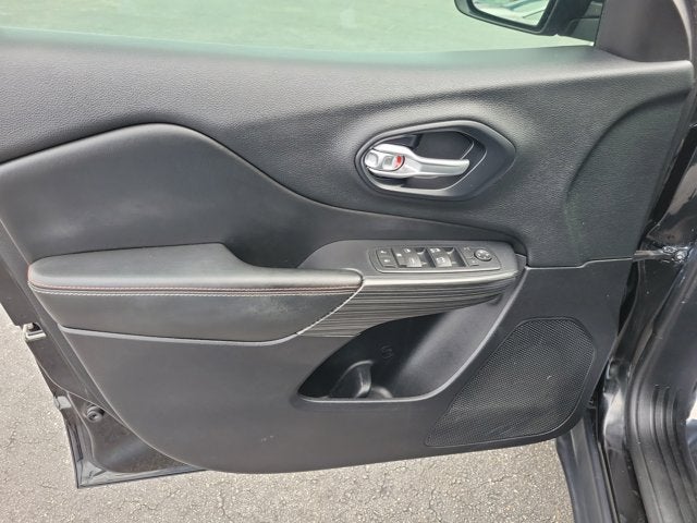 2016 Jeep Cherokee 75th Anniversary