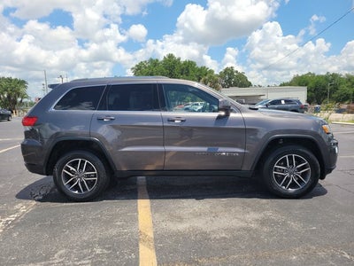 2020 Jeep Grand Cherokee Laredo E