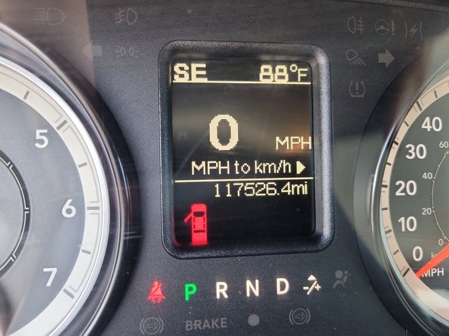 2016 RAM 1500 SLT