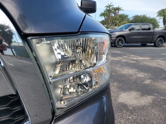 2016 RAM 1500 SLT