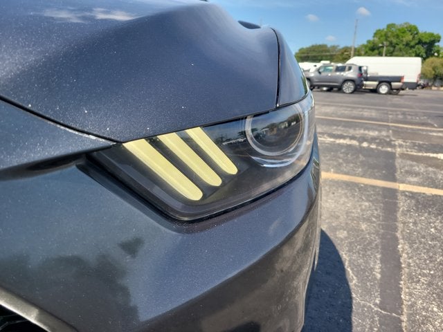 2017 Ford Mustang V6