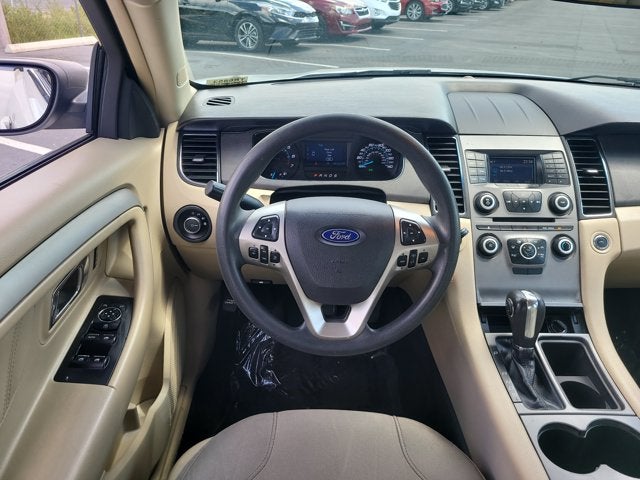 2018 Ford Taurus SE