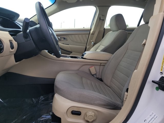 2018 Ford Taurus SE