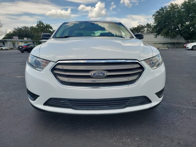 2018 Ford Taurus SE