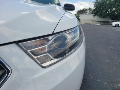 2018 Ford Taurus SE