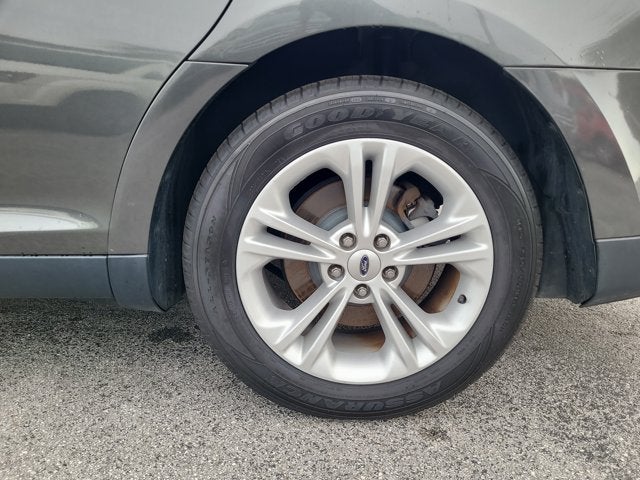 2018 Ford Taurus SEL