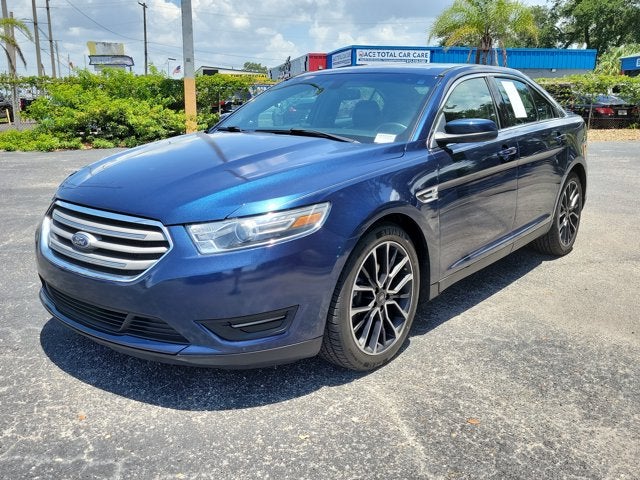 2017 Ford Taurus SEL