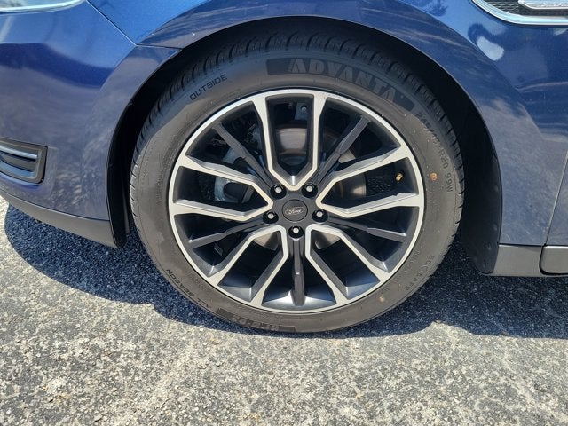 2017 Ford Taurus SEL