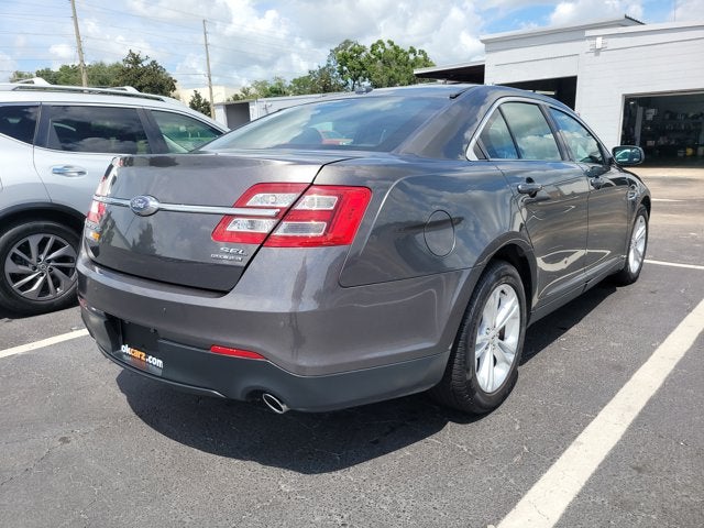 2017 Ford Taurus SEL
