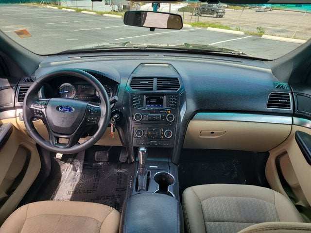 2017 Ford Explorer Base