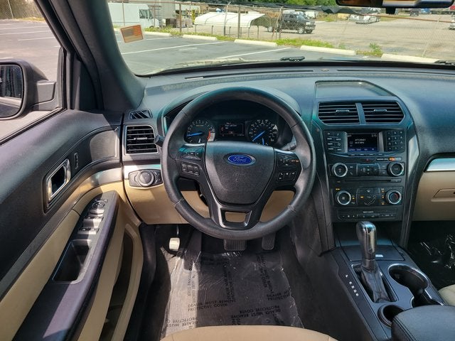 2017 Ford Explorer Base