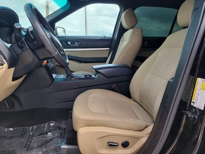 2017 Ford Explorer Base