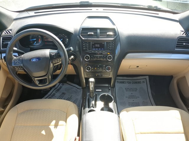 2017 Ford Explorer Base