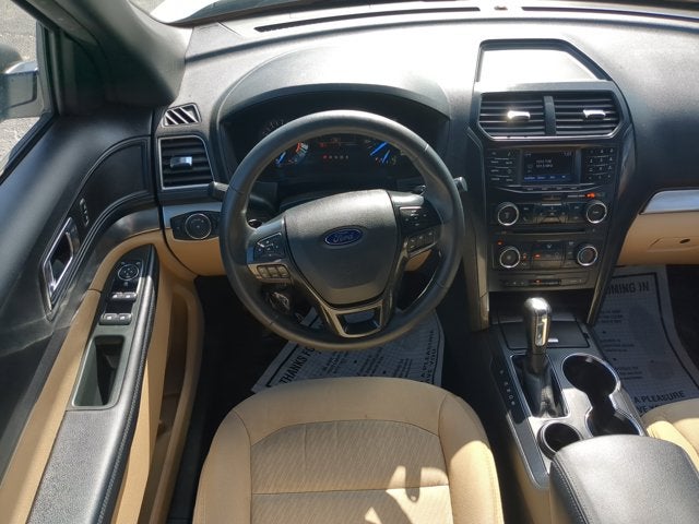2017 Ford Explorer Base