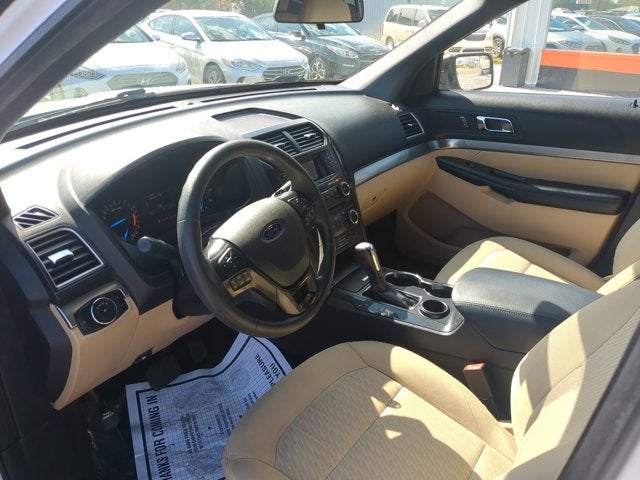 2017 Ford Explorer Base