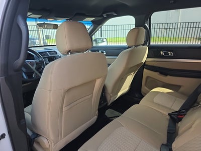 2017 Ford Explorer Base