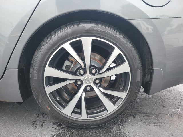 2017 Nissan Maxima SV
