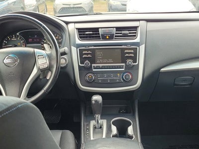 2016 Nissan Altima 2.5 SR