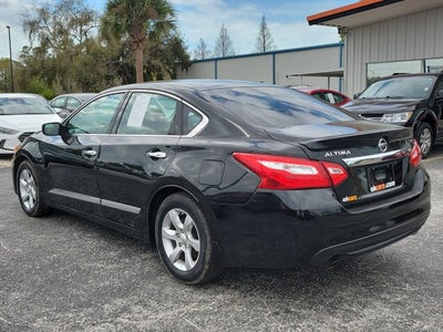 2016 Nissan Altima 2.5 SR