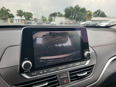 2022 Nissan Altima 2.5 SR
