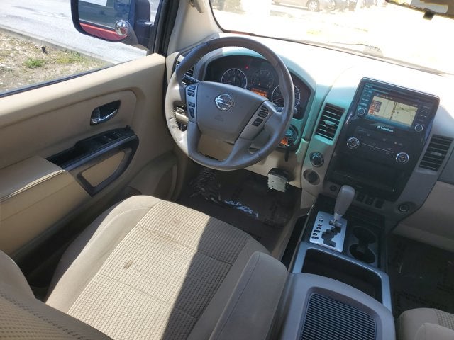 2015 Nissan Titan SV
