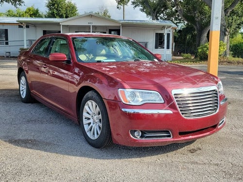2014 Chrysler 300 4dr Sdn RWD