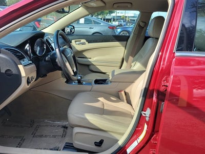 2014 Chrysler 300 4dr Sdn RWD