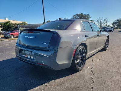 2017 Chrysler 300 Limited