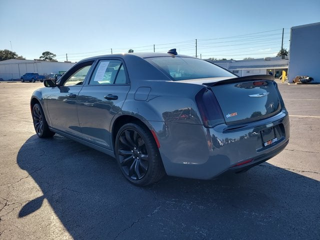 2017 Chrysler 300 Limited