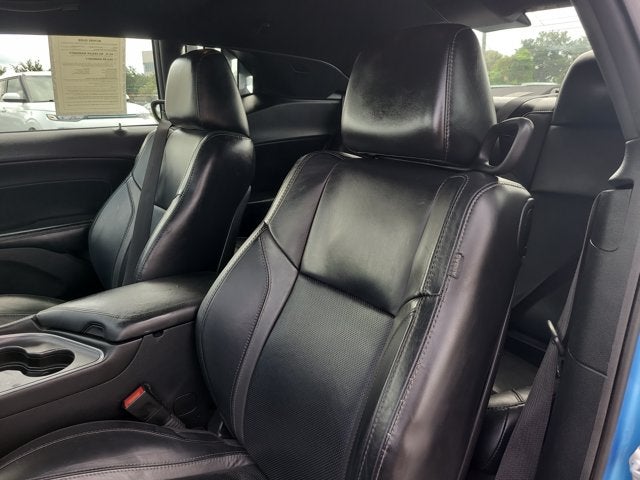 2015 Dodge Challenger SXT Plus
