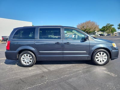 2014 Chrysler Town & Country Touring