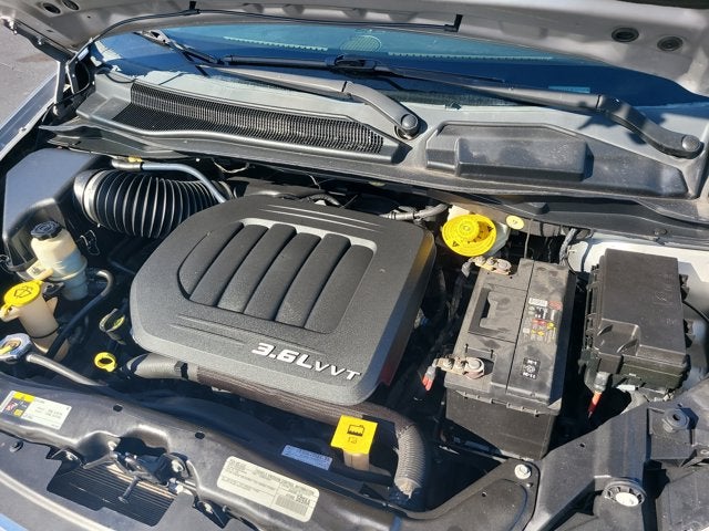 2016 Chrysler Town & Country Touring