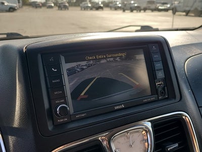 2016 Chrysler Town & Country Touring