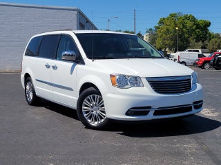 2015 Chrysler Town &amp; Country Touring-L