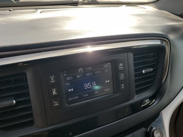 2017 Chrysler Pacifica Touring