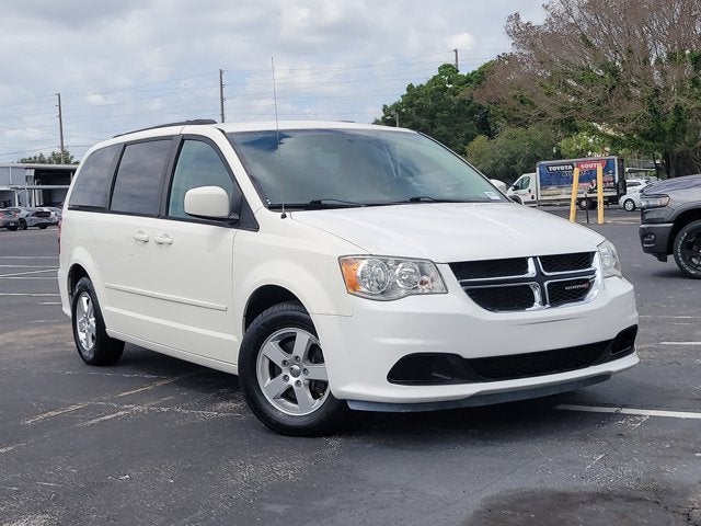 2013 Dodge Grand Caravan SXT's photo