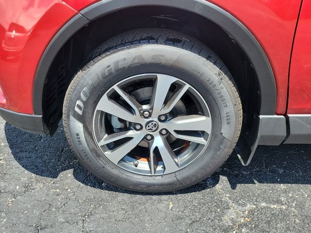2017 Toyota RAV4 XLE