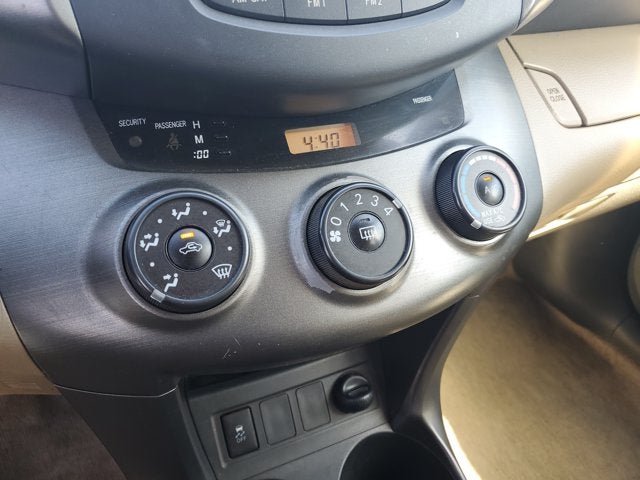 2011 Toyota RAV4 FWD 4dr 4-cyl 4-Spd AT (Natl)