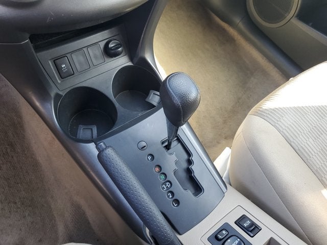 2011 Toyota RAV4 FWD 4dr 4-cyl 4-Spd AT (Natl)