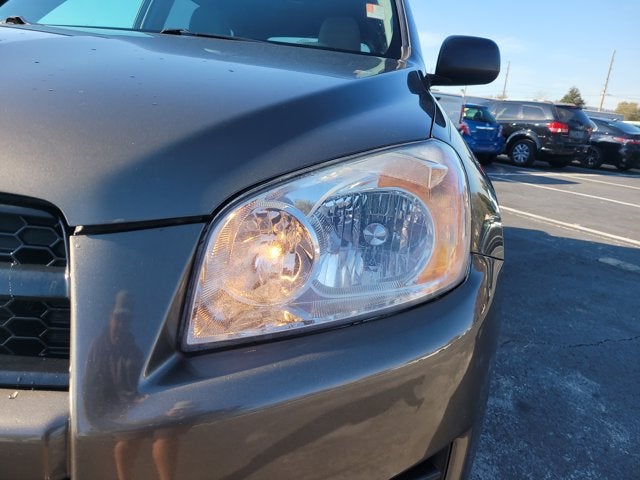 2011 Toyota RAV4 FWD 4dr 4-cyl 4-Spd AT (Natl)