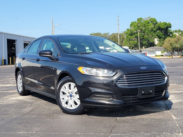 2014 Ford Fusion S