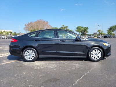 2014 Ford Fusion S
