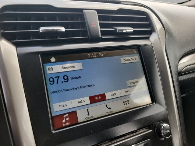 2017 Ford Fusion SE