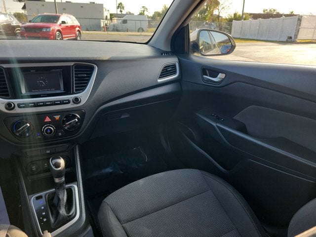 2020 Hyundai Accent SE