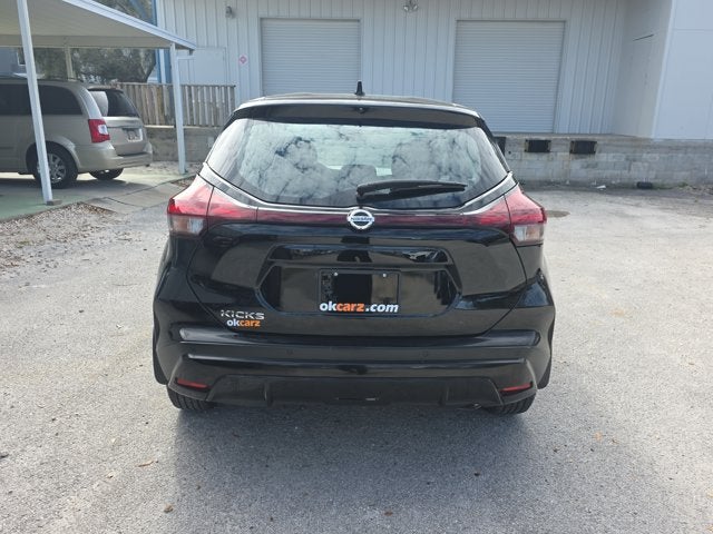 2021 Nissan Kicks S